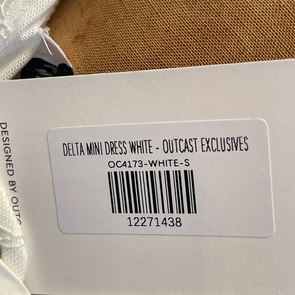 Outcast DELTA Mini Dress White Lace Tie Back NWT Size Small - Picture 12 of 16